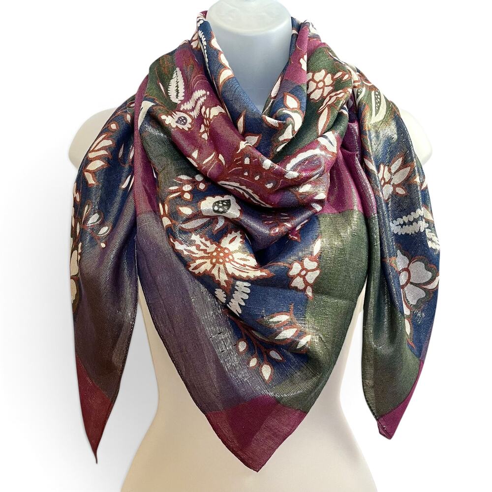Vintage Oscar De La Renta Metallic Knit Floral Patchwork Print Square Scarf